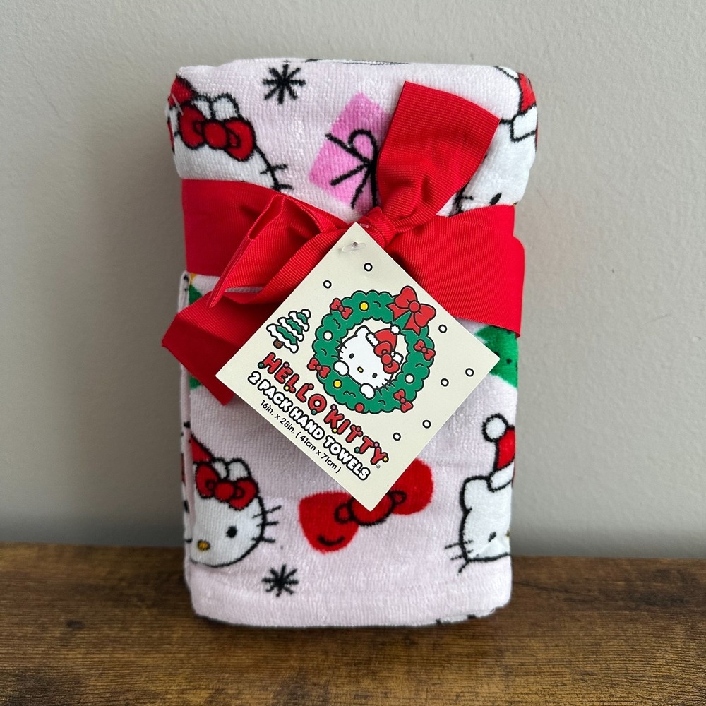 New Hello Kitty HK Sanrio Christmas Hand Kitchen Towels Santa Gifts Red Green